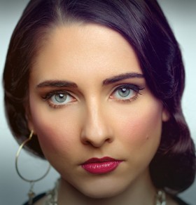 andreeabadala21-640x668